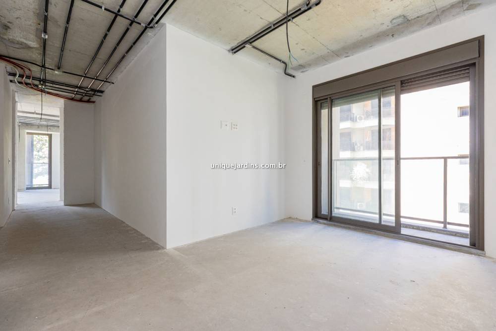 Apartamento à venda na Rua Clodomiro AmazonasVila Nova Conceição - 999-apartamento-vila-nova-conceicao-sao-paulo-133012-3.jpg