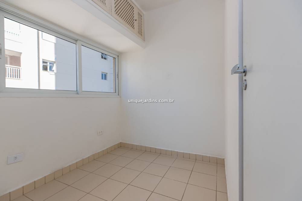 Apartamento à venda na Rua Manuel GuedesItaim Bibi - 999-apartamento-itaim-bibi-sao-paulo-151553-4.jpg