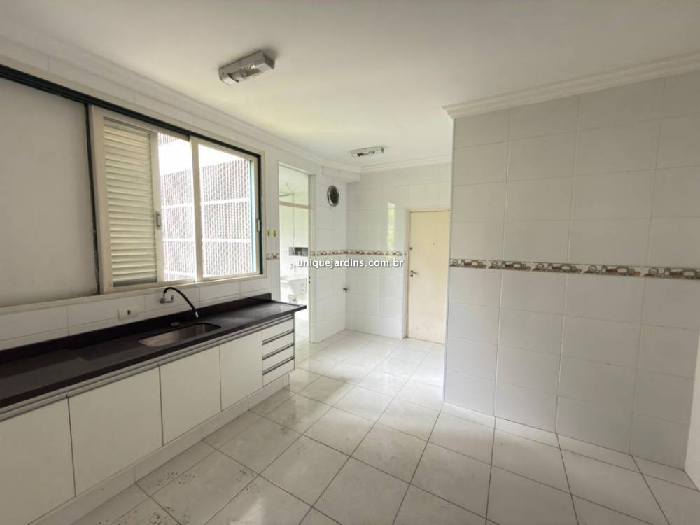 Apartamento à venda na Avenida Nove de JulhoItaim Bibi - 999-apartamento-itaim-bibi-sao-paulo-103043-4.jpg