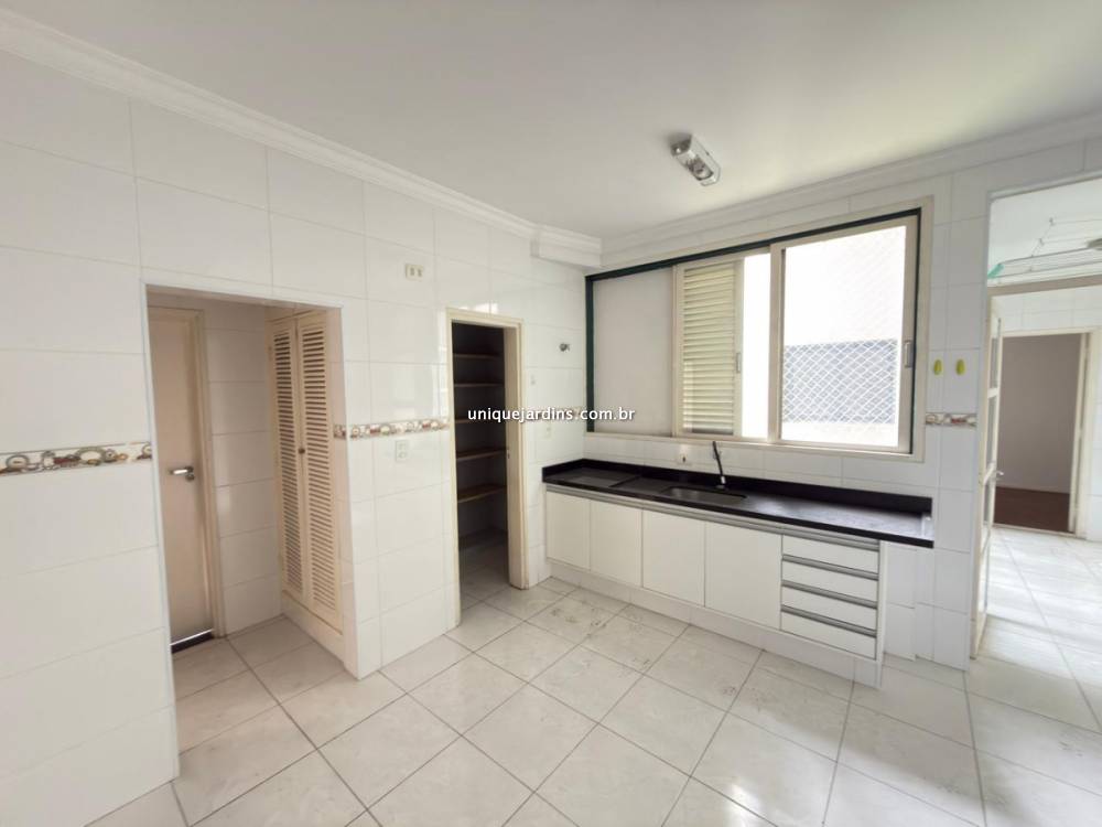 Apartamento à venda na Avenida Nove de JulhoItaim Bibi - 999-apartamento-itaim-bibi-sao-paulo-103043-5.jpg