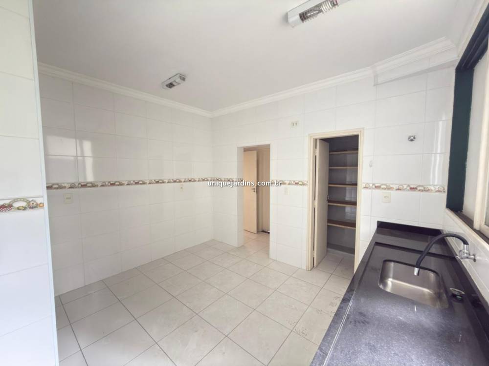 Apartamento à venda na Avenida Nove de JulhoItaim Bibi - 999-apartamento-itaim-bibi-sao-paulo-103044-10.jpg