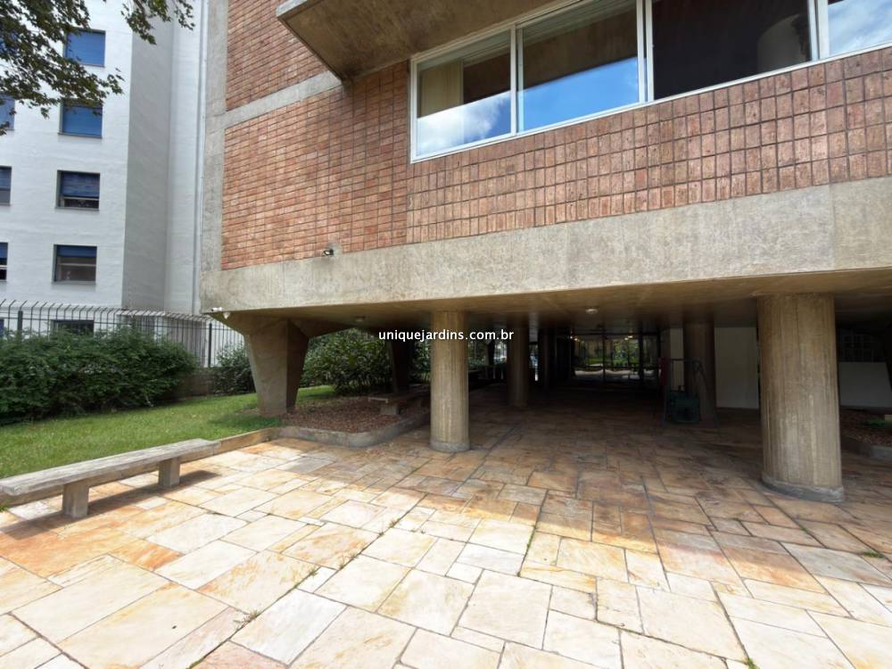 Apartamento à venda na Avenida Nove de JulhoItaim Bibi - 999-apartamento-itaim-bibi-sao-paulo-103111-10.jpg