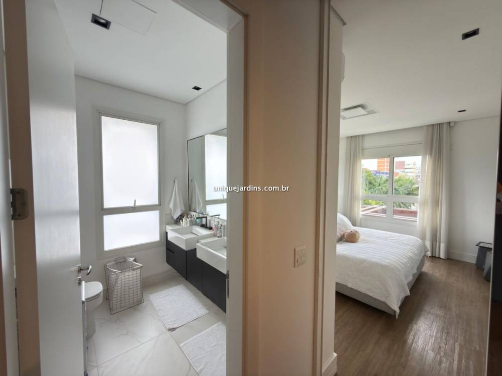 Apartamento à venda na Rua Gomes de CarvalhoVila Olímpia - 999-apartamento-vila-olimpia-sao-paulo-124235-7.jpg