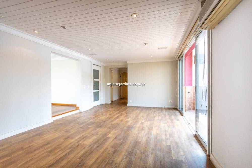 Apartamento à venda na Rua Jesuíno ArrudaItaim Bibi - 999-apartamento-itaim-bibi-sao-paulo-130029-11.jpg