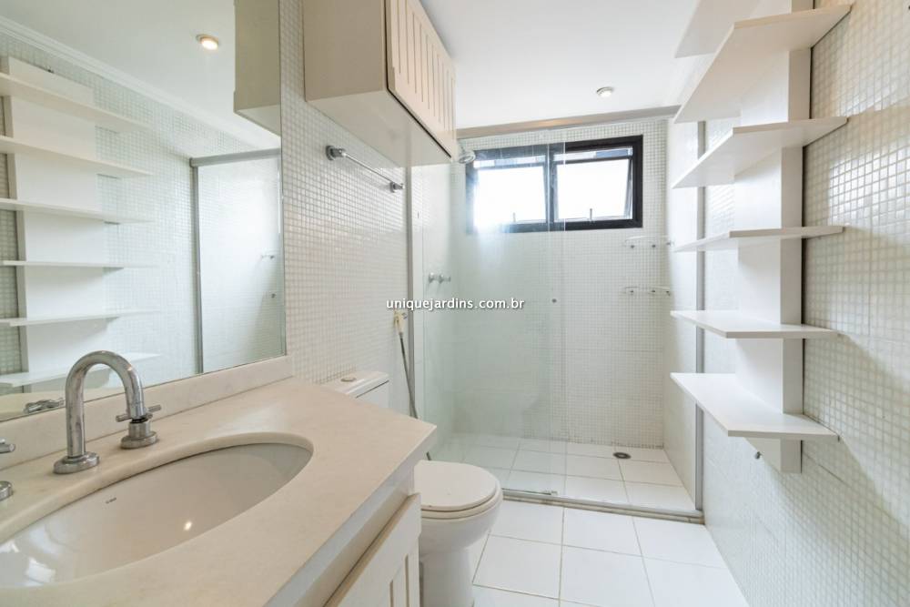 Apartamento à venda na Rua Jesuíno ArrudaItaim Bibi - 999-apartamento-itaim-bibi-sao-paulo-155651-1.jpg