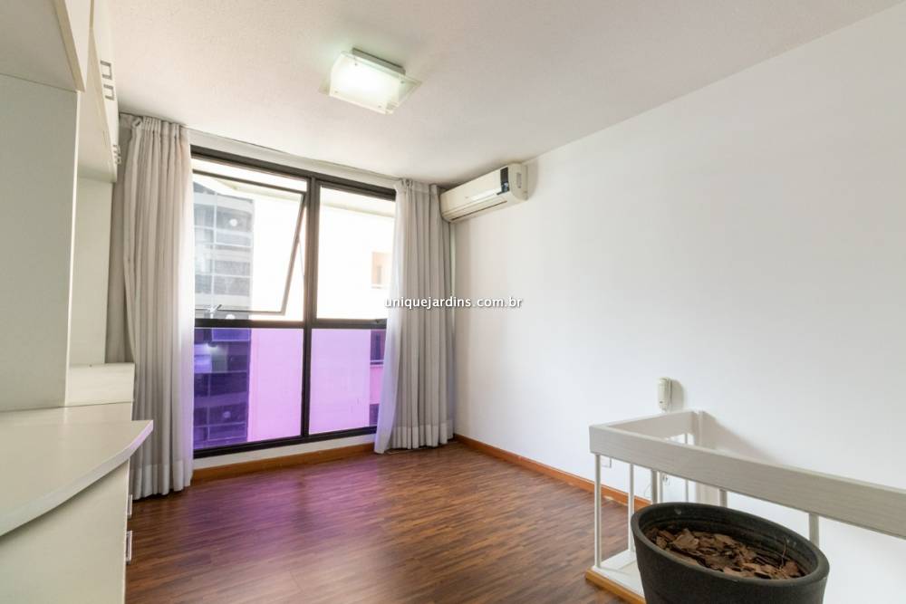 Apartamento à venda na Rua Jesuíno ArrudaItaim Bibi - apartamento-itaim-bibi-sao-paulo-155537-14.jpg