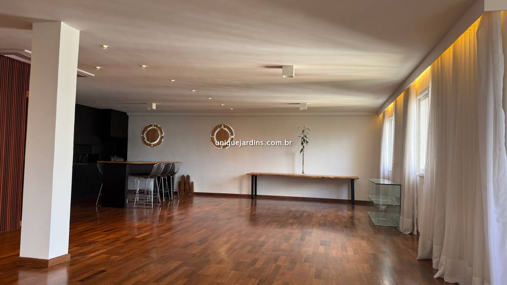 Apartamento à venda na Rua TabapuãItaim Bibi - 999-apartamento-itaim-bibi-sao-paulo-174404-4.jpg