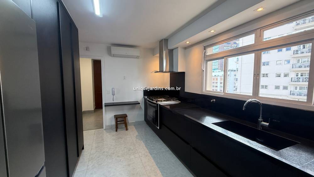 Apartamento à venda na Rua TabapuãItaim Bibi - 999-apartamento-itaim-bibi-sao-paulo-174406-18.jpg