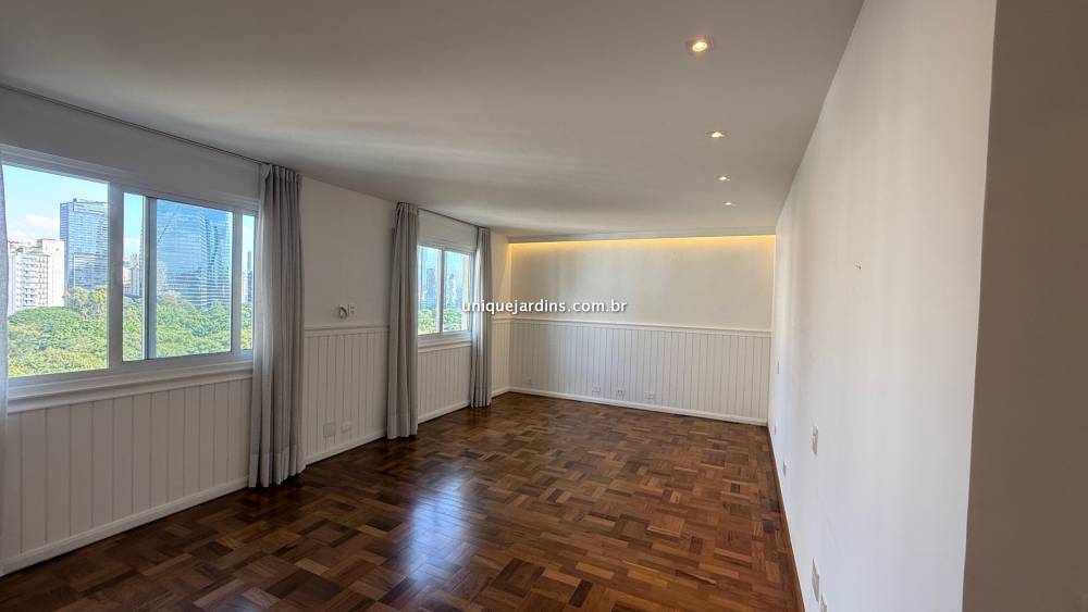 Apartamento à venda na Rua TabapuãItaim Bibi - 999-apartamento-itaim-bibi-sao-paulo-174833-1.jpg