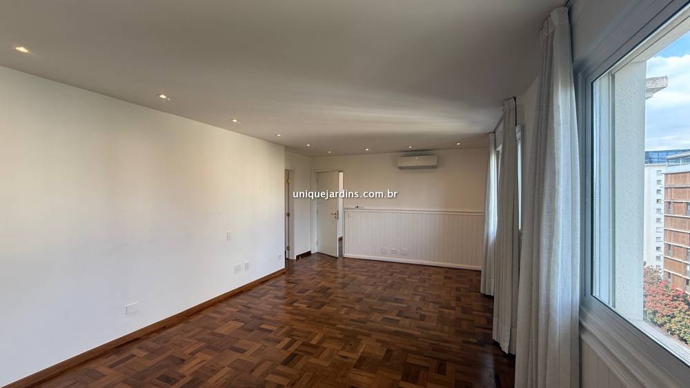 Apartamento à venda na Rua TabapuãItaim Bibi - 999-apartamento-itaim-bibi-sao-paulo-174834-2.jpg