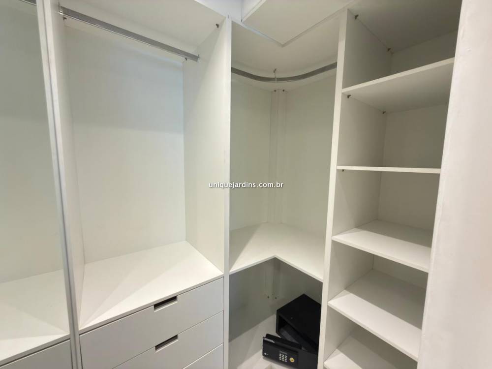Apartamento à venda na Avenida Presidente Juscelino KubitschekItaim Bibi - 999-apartamento-itaim-bibi-sao-paulo-153246-2.jpg