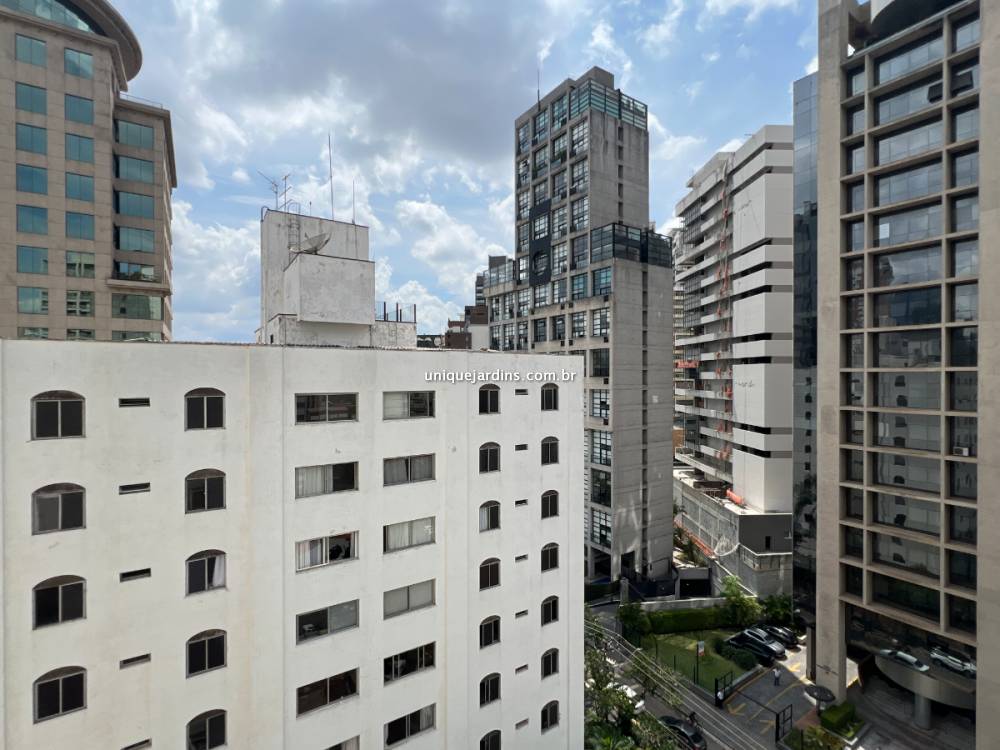 Apartamento à venda na Rua Doutor Eduardo de Souza AranhaVila Olímpia - 999-apartamento-vila-olimpia-sao-paulo-082617-3.jpg