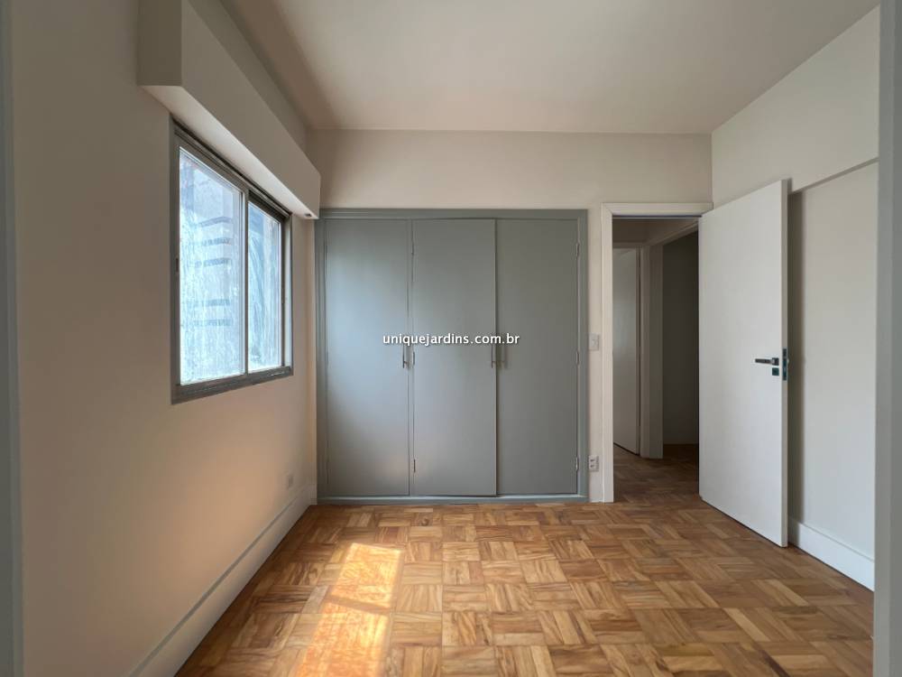 Apartamento à venda na Rua Doutor Eduardo de Souza AranhaVila Olímpia - 999-apartamento-vila-olimpia-sao-paulo-082618-6.jpg