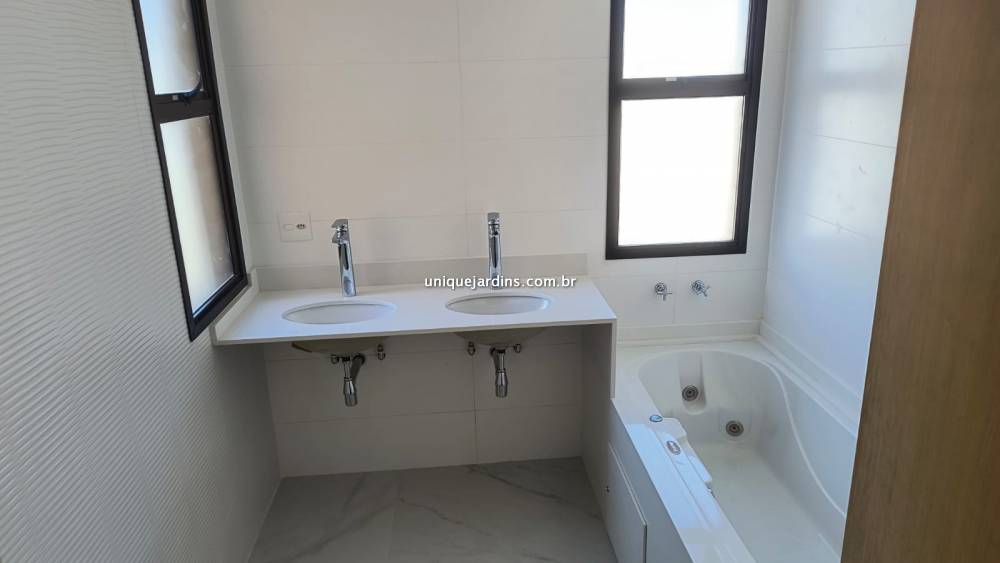 Cobertura Duplex à venda na Rua Joel Jorge de MeloVila Mariana - 999-apartamento-vila-mariana-sao-paulo-092715-16.jpg
