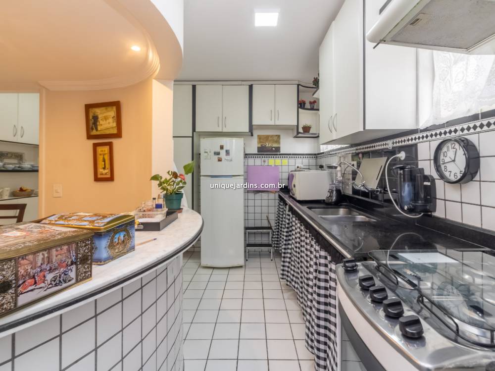 Apartamento à venda na Rua Doutor Alceu de Campos RodriguesVila Nova Conceição - 999-apartamento-vila-nova-conceicao-sao-paulo-145815-7.jpg