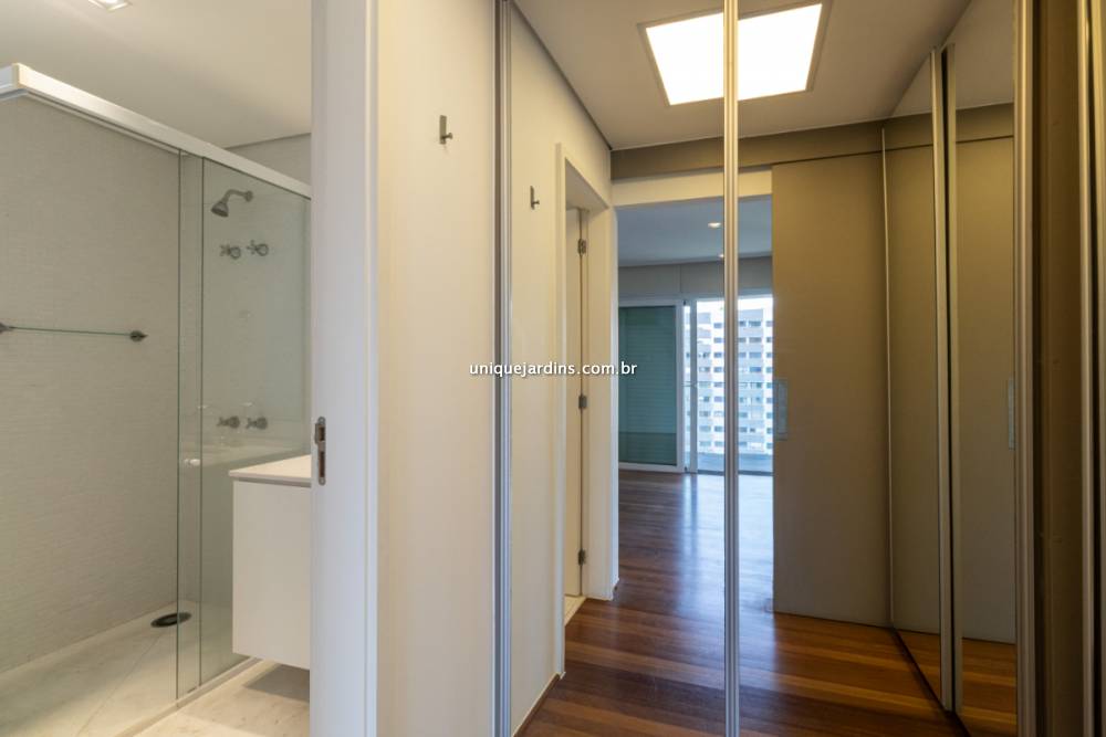Apartamento à venda na Rua Nova CidadeVila Olímpia - 999-apartamento-vila-olimpia-sao-paulo-141002-4.jpg