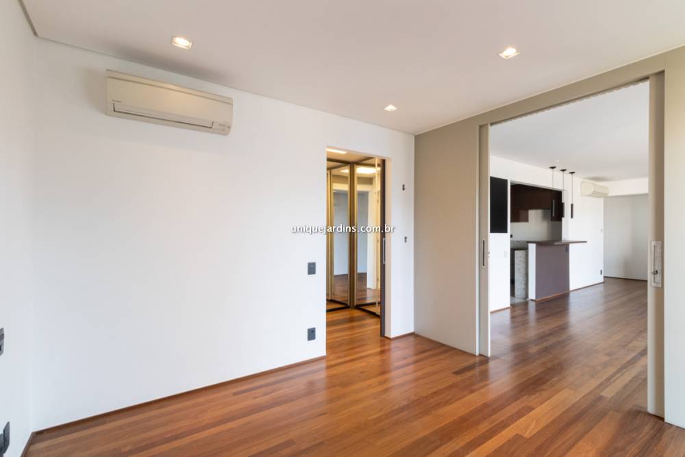 Apartamento à venda na Rua Nova CidadeVila Olímpia - apartamento-vila-olimpia-sao-paulo-140920-3.jpg