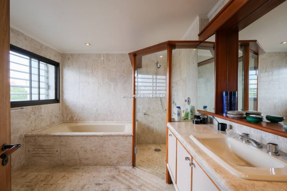 Apartamento à venda na Rua LiviVila Madalena - 999-apartamento-vila-madalena-sao-paulo-100515-9.jpg