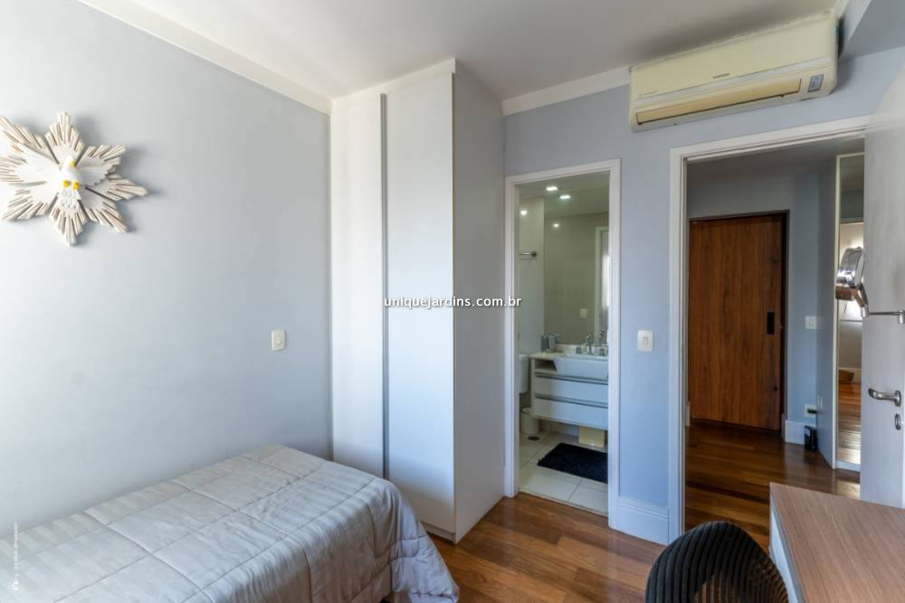 Apartamento à venda na Rua Volta RedondaCampo Belo - 999-apartamento-campo-belo-sao-paulo-121354-1.jpg