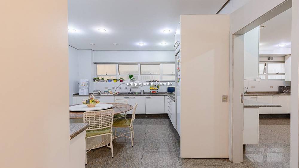 Apartamento à venda na Rua MaranhãoHigienópolis - 999-apartamento-higienopolis-sao-paulo-141647-8.jpg