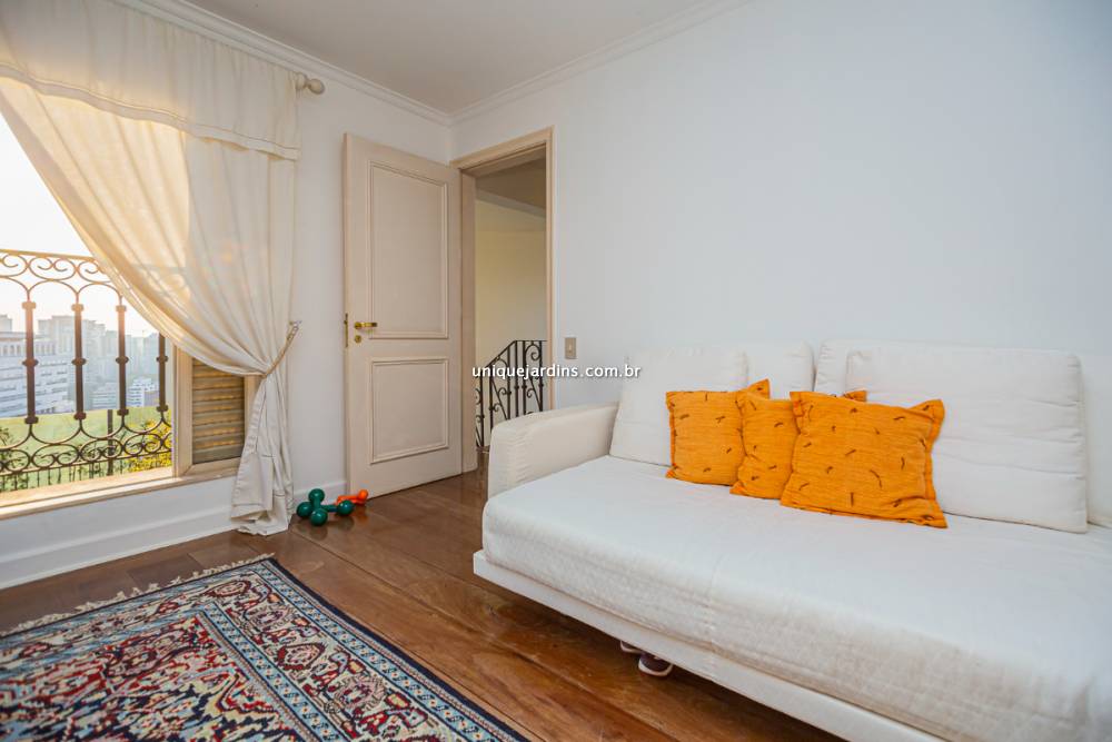 Cobertura Duplex à venda na Rua Doutor Brasílio MachadoHigienópolis - 999-apartamento-higienopolis-sao-paulo-100719-3.jpg