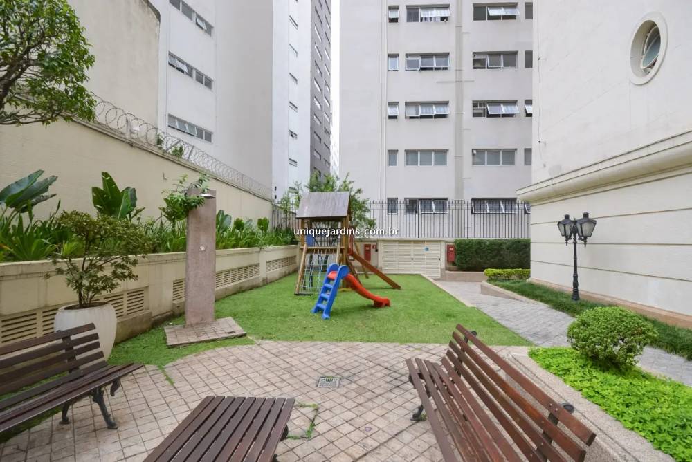 Cobertura Duplex à venda na Rua Doutor Brasílio MachadoHigienópolis - 999-apartamento-higienopolis-sao-paulo-112625-17.jpg