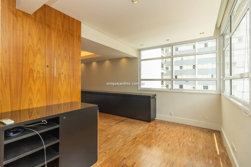 Apartamento à venda na Alameda TietêJardim América - 999-apartamento-jardim-america-sao-paulo-110114-2.jpg