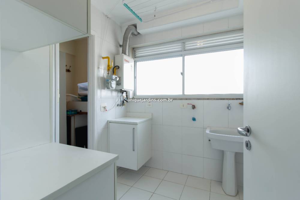 Apartamento à venda na Alameda dos ArapanésMoema - 999-apartamento-moema-sao-paulo-113915-15.jpg
