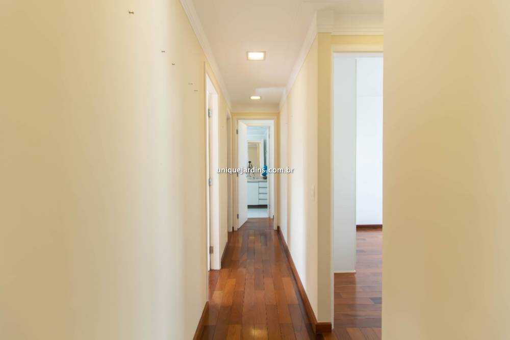 Apartamento à venda na Alameda dos ArapanésMoema - apartamento-moema-sao-paulo-113853-8.jpg
