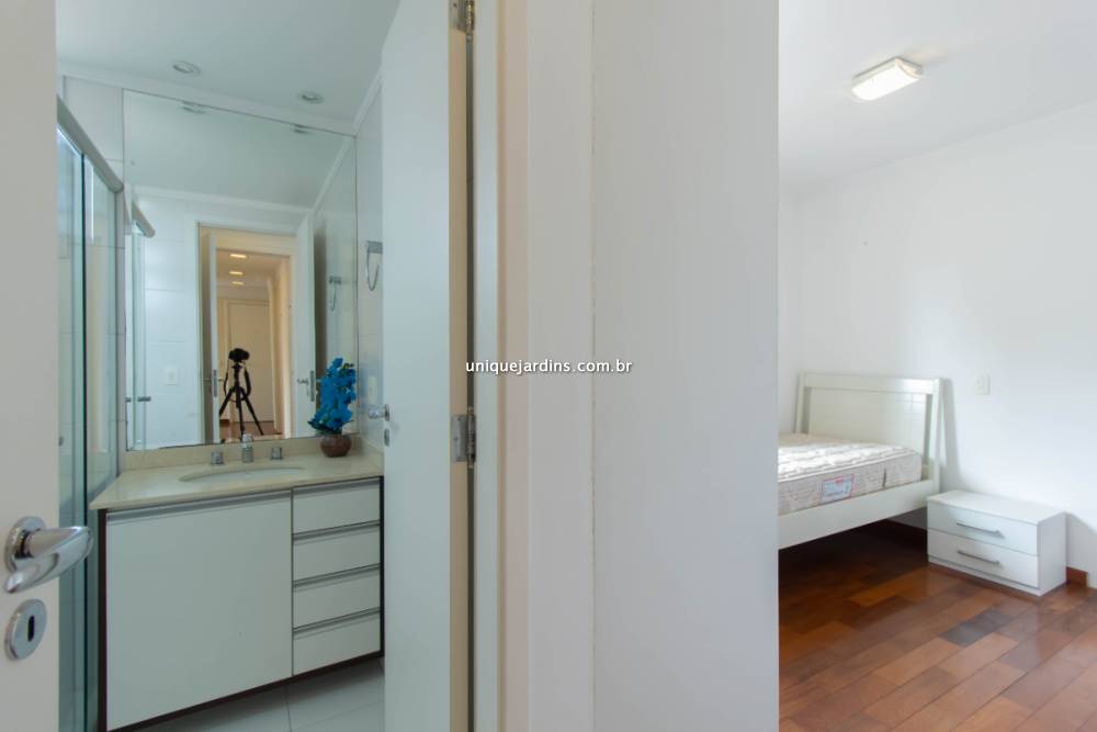 Apartamento à venda na Alameda dos ArapanésMoema - apartamento-moema-sao-paulo-113854-15.jpg