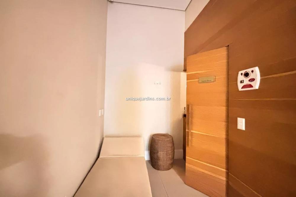 Apartamento à venda na Rua das FiandeirasVila Olímpia - 999-apartamento-vila-olimpia-sao-paulo-193116-6.jpg