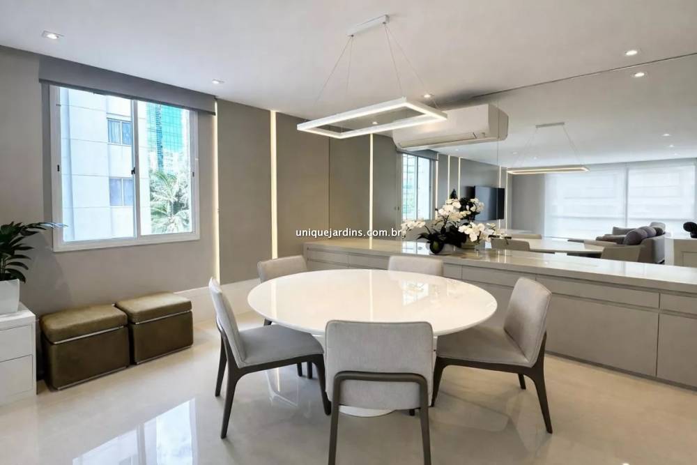Apartamento à venda na Rua Luís DiasItaim Bibi - 999-apartamento-itaim-bibi-sao-paulo-100825-2.jpg