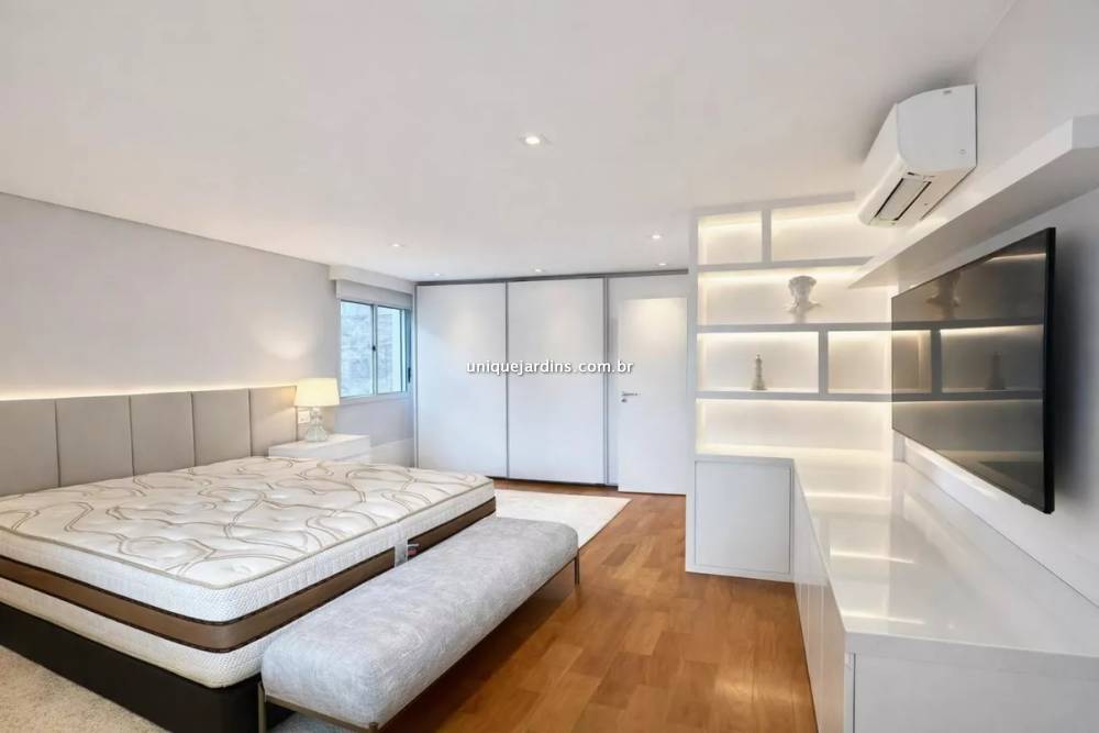 Apartamento à venda na Rua Luís DiasItaim Bibi - 999-apartamento-itaim-bibi-sao-paulo-100826-7.jpg