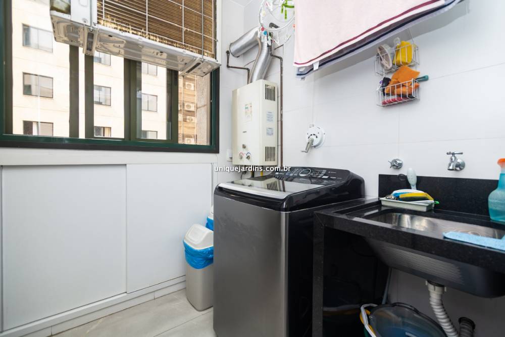 Apartamento à venda na Alameda dos JurupisMoema - 999-apartamento-moema-sao-paulo-115948-2.jpg