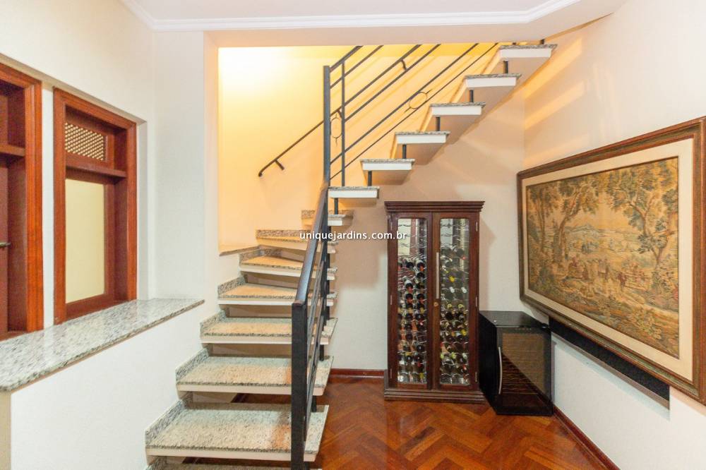 Casa Padrão à venda na Rua Reverendo Miguel Rizzo JúniorJardim Morumbi - 999-casa-padrao-jardim-morumbi-sao-paulo-125944-0.jpg