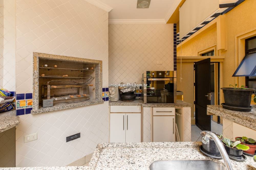 Casa Padrão à venda na Rua Reverendo Miguel Rizzo JúniorJardim Morumbi - 999-casa-padrao-jardim-morumbi-sao-paulo-125945-8.jpg