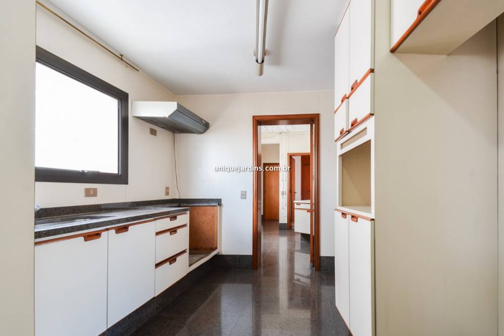 Apartamento à venda na Rua TraipuPacaembu - 999-apartamento-pacaembu-sao-paulo-143250-3.jpg