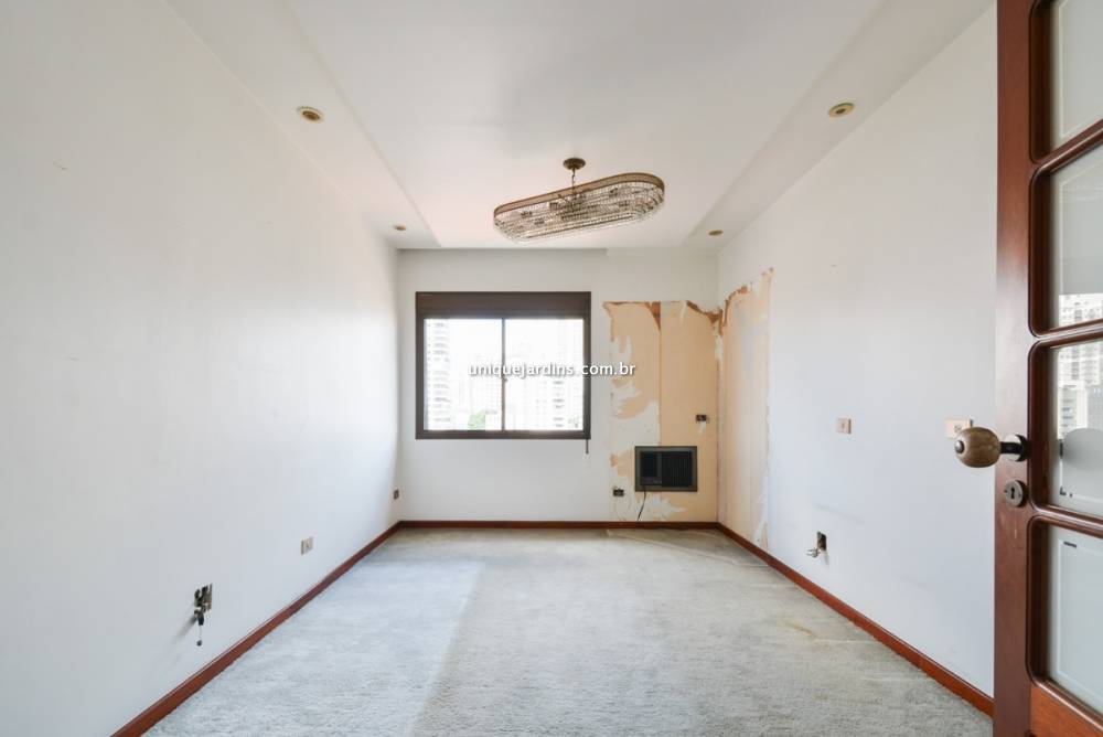 Apartamento à venda na Rua TraipuPacaembu - 999-apartamento-pacaembu-sao-paulo-143252-13.jpg