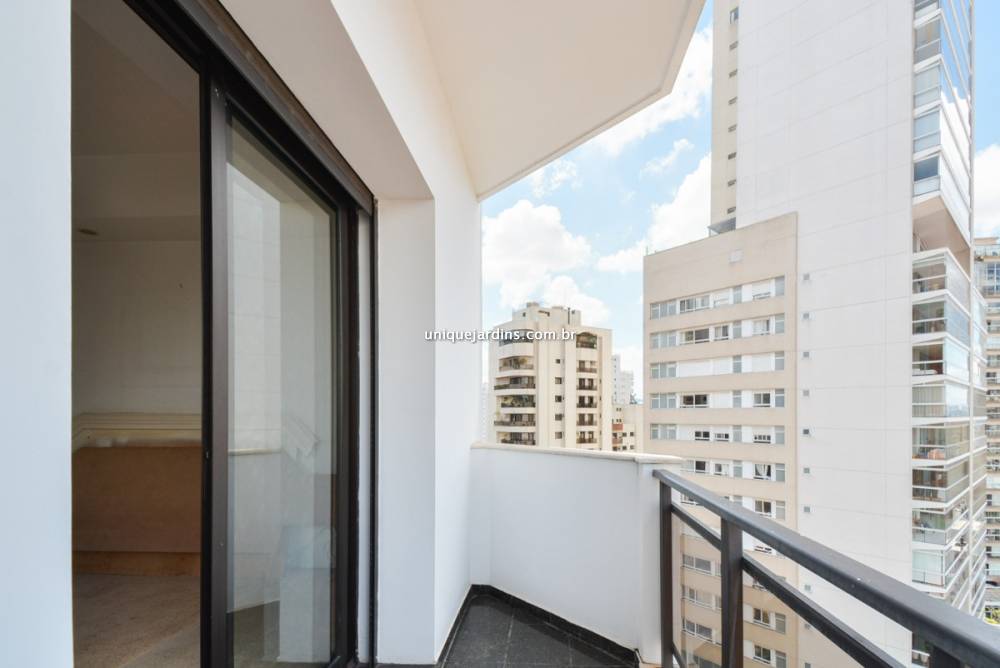 Apartamento à venda na Rua TraipuPacaembu - 999-apartamento-pacaembu-sao-paulo-143349-15.jpg