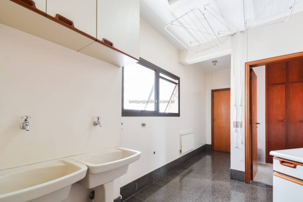 Apartamento à venda na Rua TraipuPacaembu - 999-apartamento-pacaembu-sao-paulo-143349-17.jpg