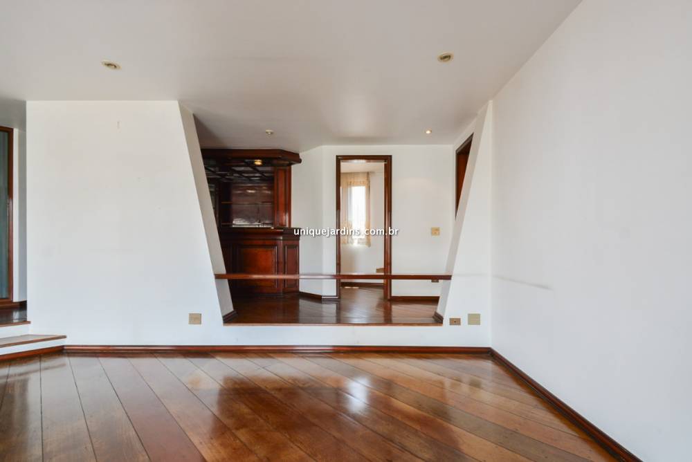 Apartamento à venda na Rua TraipuPacaembu - apartamento-pacaembu-sao-paulo-143106-3.jpg