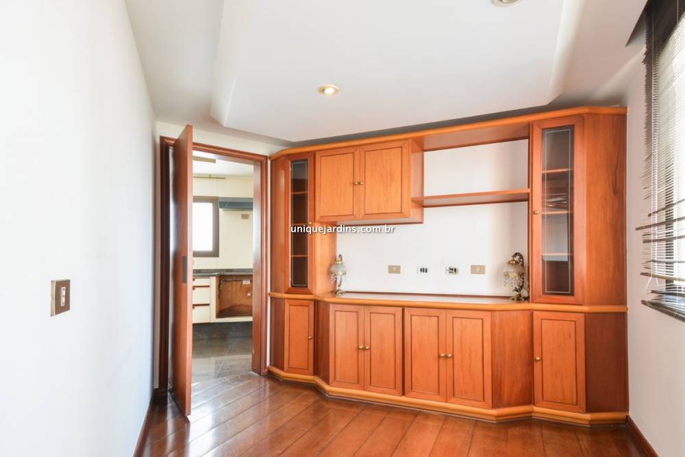 Apartamento à venda na Rua TraipuPacaembu - apartamento-pacaembu-sao-paulo-143108-18.jpg