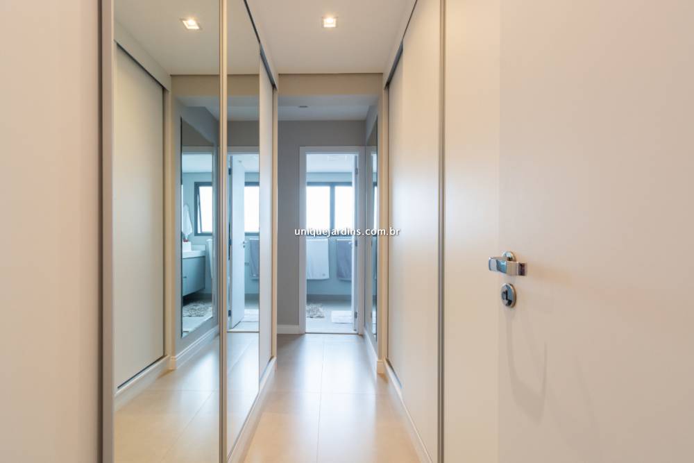 Apartamento à venda na Rua José CocciuffoVila Mariana - 999-apartamento-vila-mariana-sao-paulo-163200-0.jpg