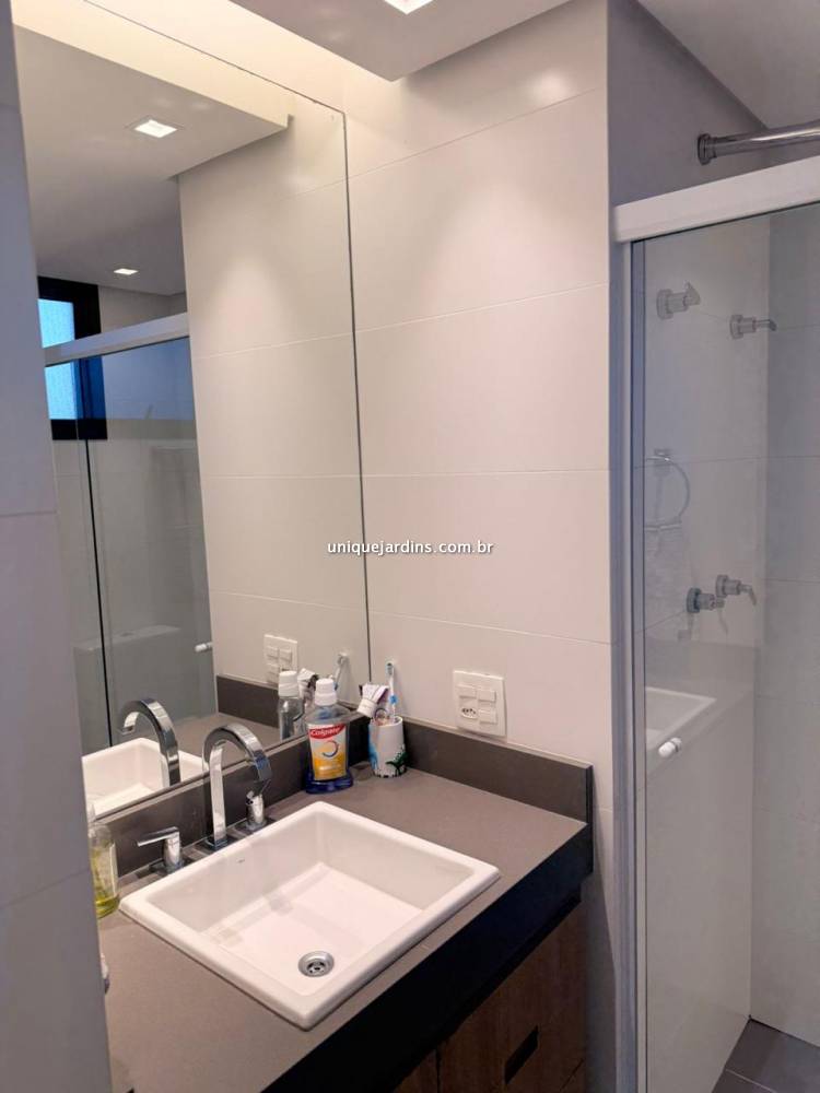 Apartamento à venda na Avenida JandiraMoema - 999-apartamento-moema-sao-paulo-114747-0.jpg