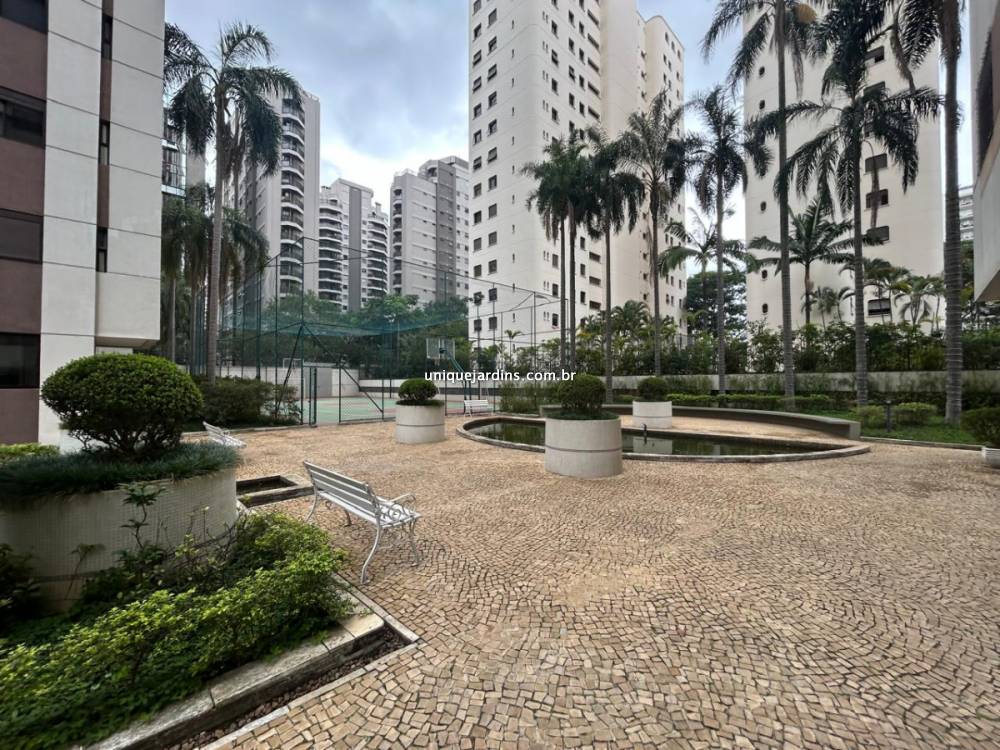 Apartamento à venda na Avenida JandiraMoema - 999-apartamento-moema-sao-paulo-114748-3.jpg
