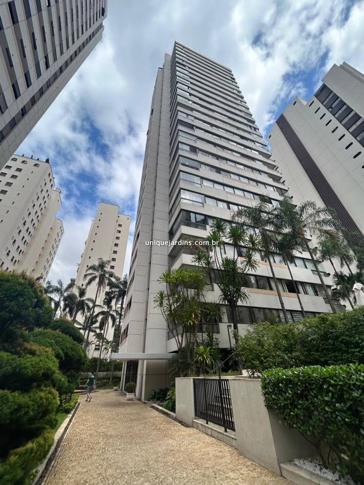 Apartamento à venda na Avenida JandiraMoema - 999-apartamento-moema-sao-paulo-114748-4.jpg