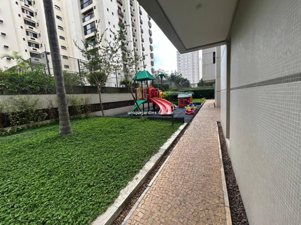 Apartamento à venda na Avenida JandiraMoema - 999-apartamento-moema-sao-paulo-114749-8.jpg