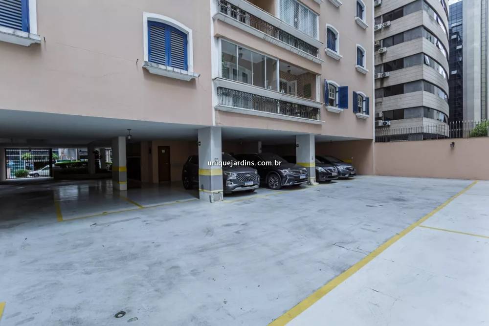 Apartamento à venda na Rua TabapuãItaim Bibi - 999-apartamento-itaim-bibi-sao-paulo-135206-16.jpg