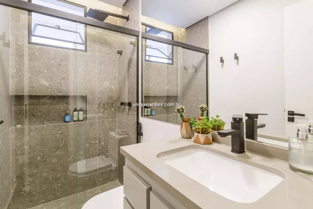 Apartamento à venda na Rua TabapuãItaim Bibi - 999-apartamento-itaim-bibi-sao-paulo-135206-9.jpg
