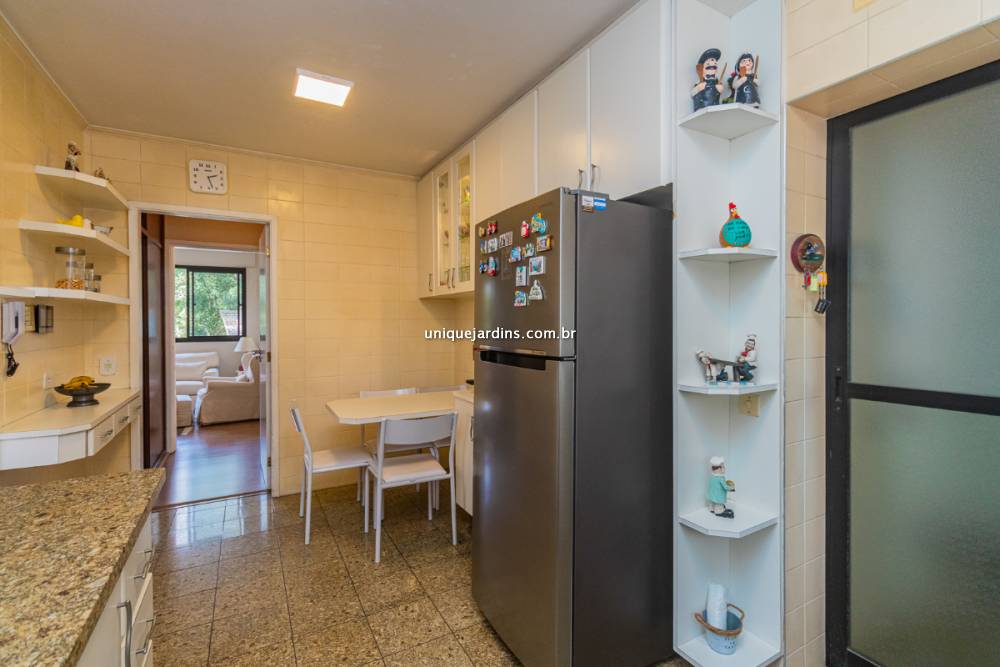 Apartamento à venda na Rua TuimMoema - apartamento-moema-sao-paulo-140636-15.jpg